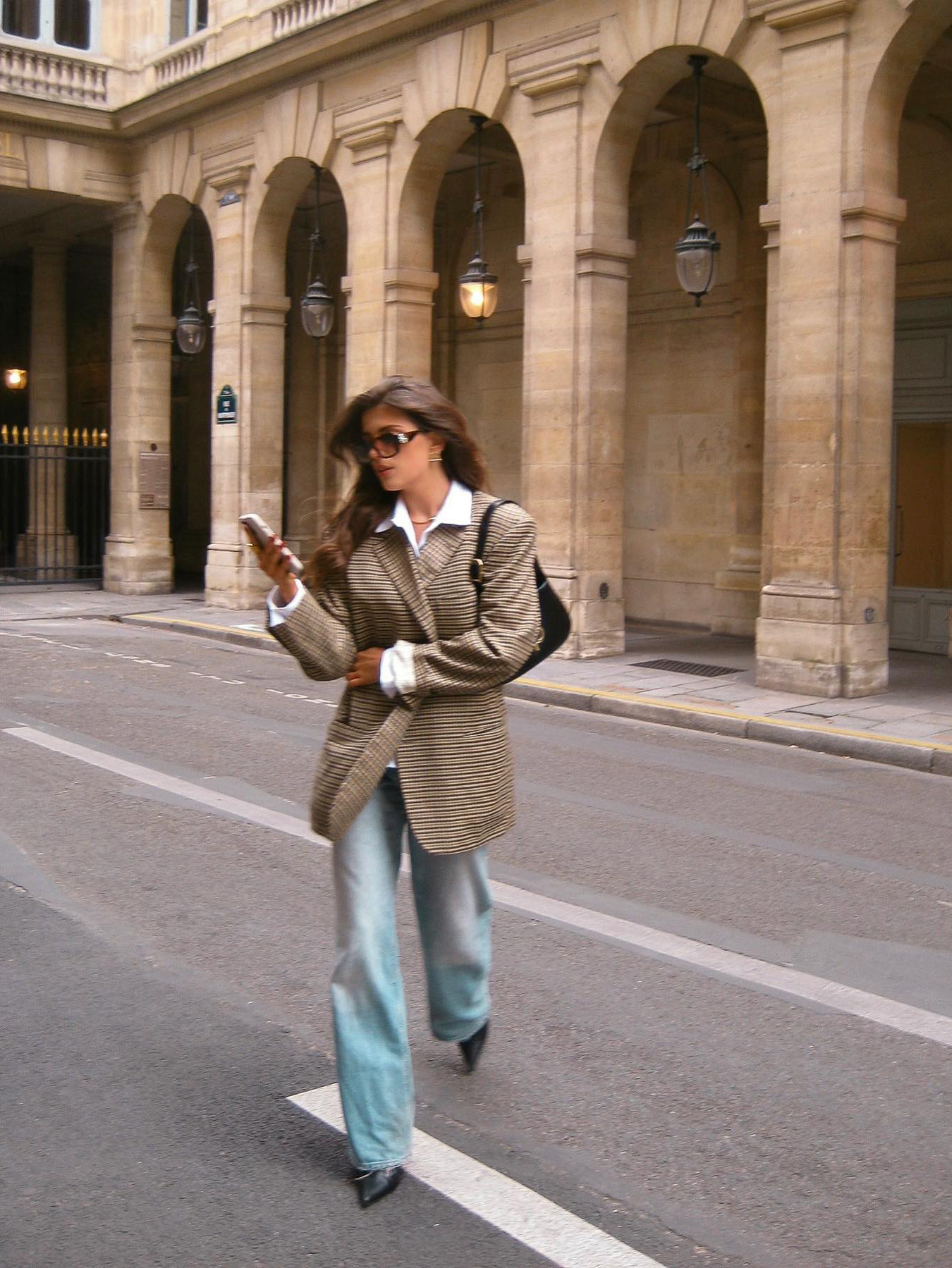 Elegant Plaid Blazer - Image 2